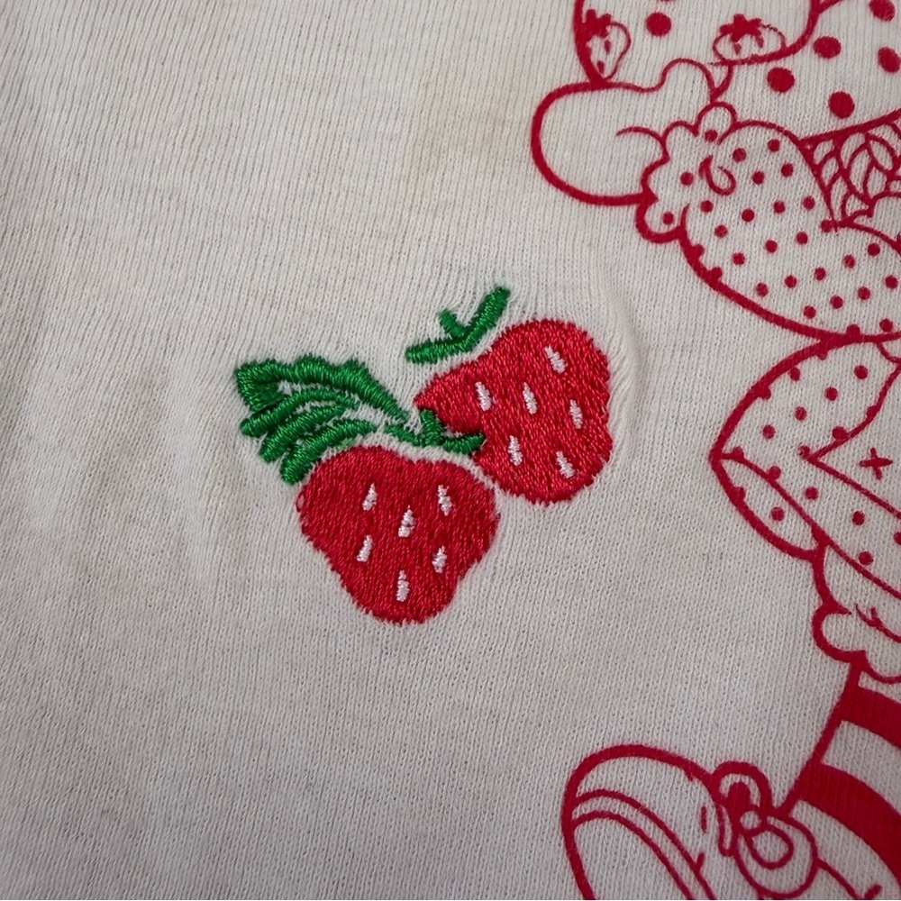 Women’s Fashion Nova Strawberry Shortcake Ringer Short Sleeve Graphic Shirt XS - Picture 6 of 16